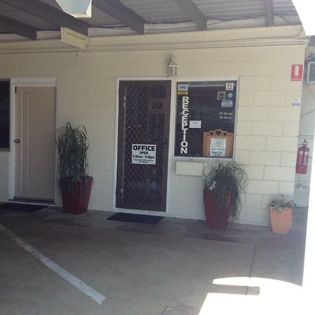 Ayr Max Motel Exterior photo