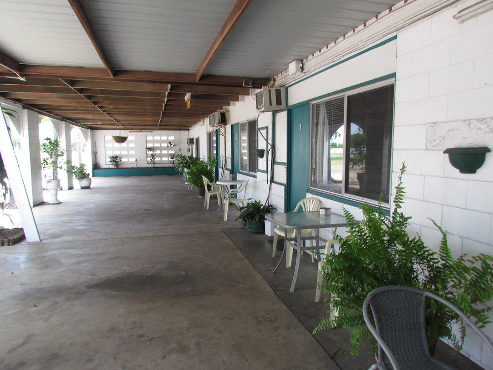 Ayr Max Motel Exterior photo