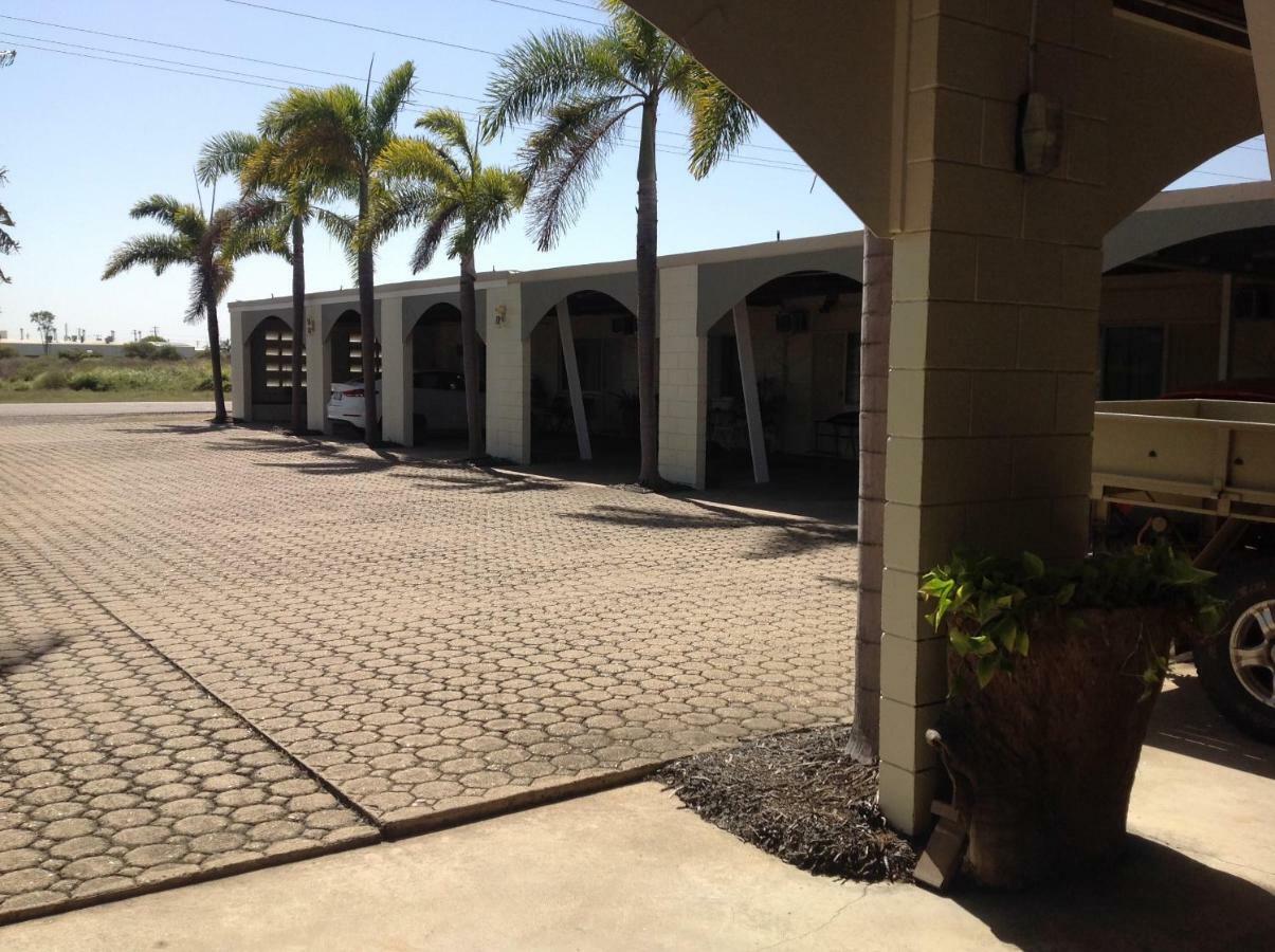 Ayr Max Motel Exterior photo